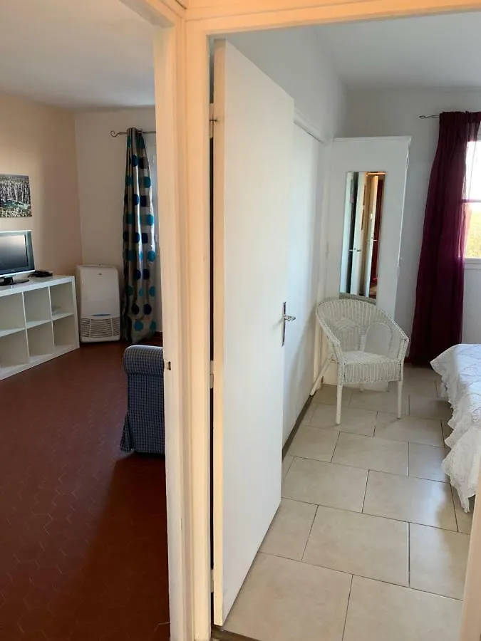 Appartement apart Port Grimaud Marche 0*,  France